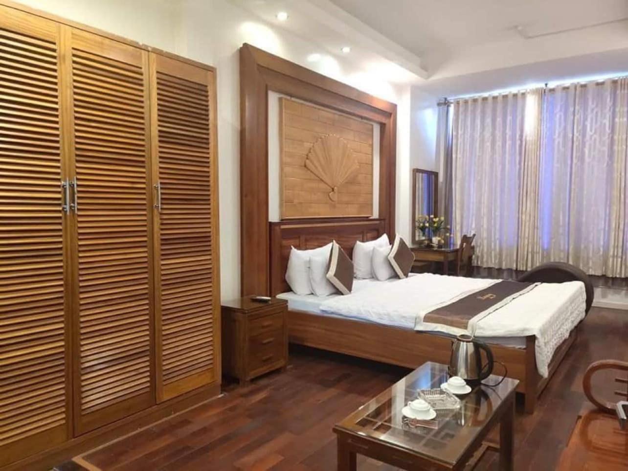 Luxury Hotel 2 Hp- By Bay Luxury Hai Phong Bagian luar foto