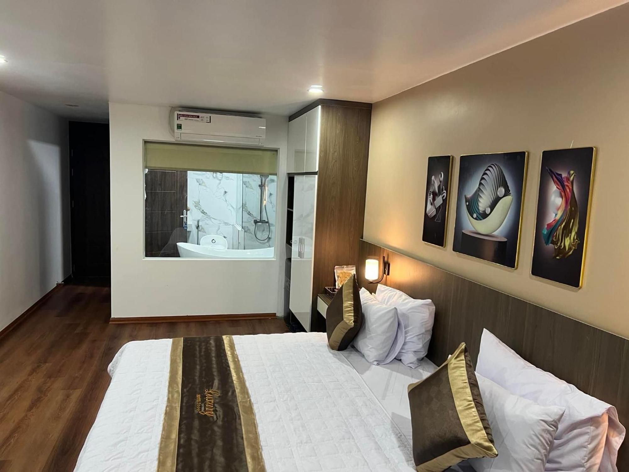 Luxury Hotel 2 Hp- By Bay Luxury Hai Phong Bagian luar foto